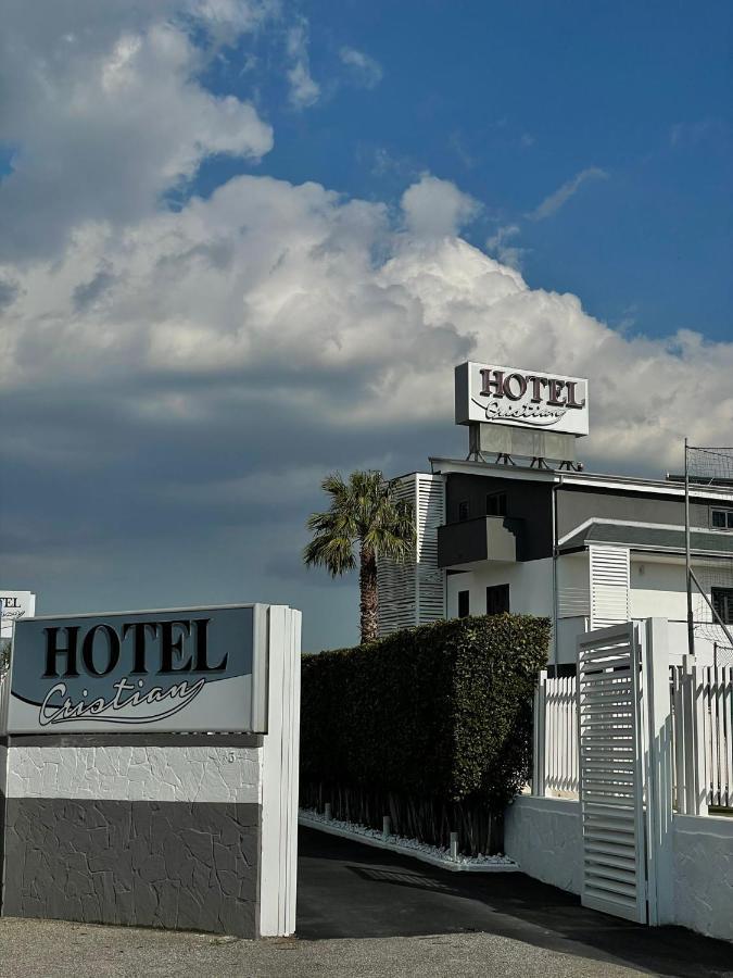 Hotel Cristian جوليانو إن كامبانيا المظهر الخارجي الصورة